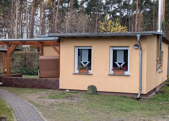Golinski Auf Eigenem Komplett Umzaeunten Grundstueck Im Unterspreewald Mit Kamin Prázdninový dům