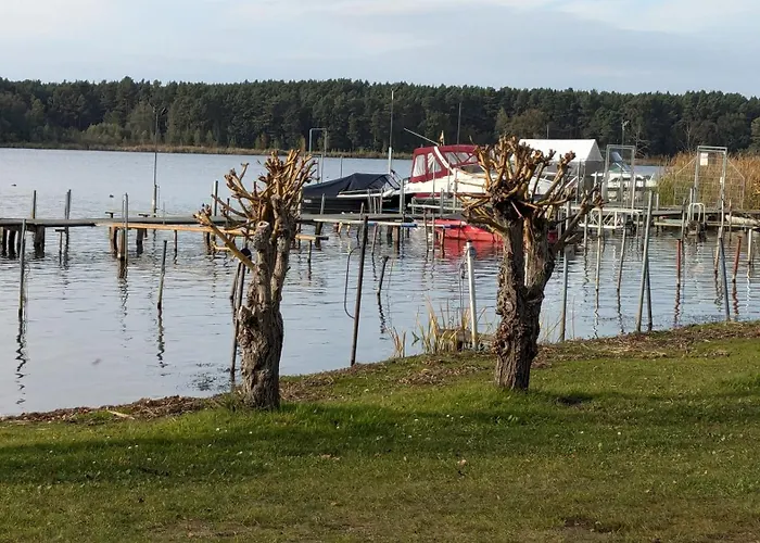 Golinski Auf Eigenem Komplett Umzaeunten Grundstueck Im Unterspreewald Mit Kamin Prázdninový dům *