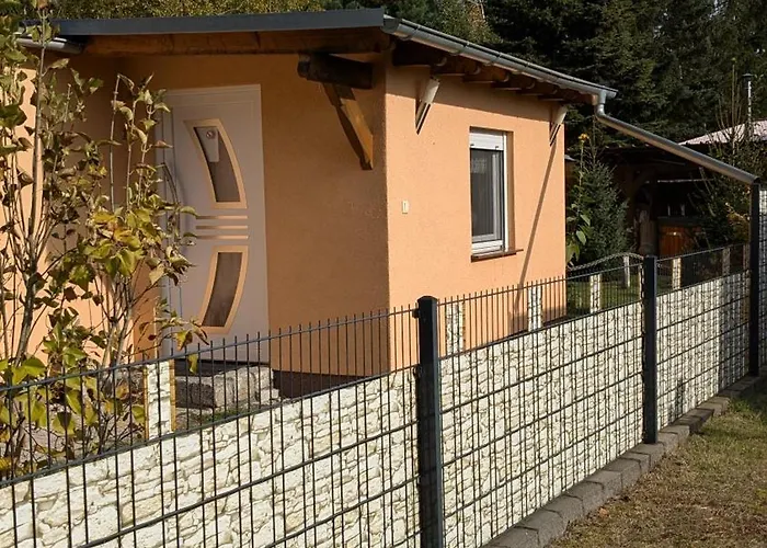 Golinski Auf Eigenem Komplett Umzaeunten Grundstueck Im Unterspreewald Mit Kamin Prázdninový dům