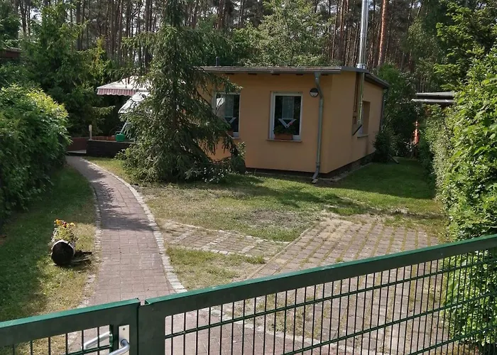 Prázdninový dům Golinski Auf Eigenem Komplett Umzaeunten Grundstueck Im Unterspreewald Mit Kamin